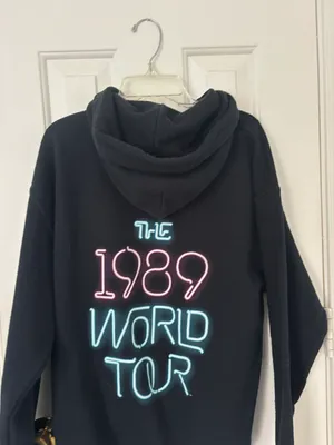 Taylor Swift 1989 Hoodie thumbnail 2