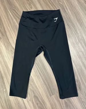 Gymshark Black Cropped Athletic‎ Leggings Womens Activewear size small thumbnail 1