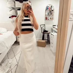 ZARA SINCERELY JULES top XL thumbnail 3