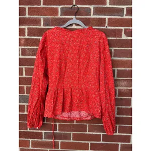 Universal Thread Red Floral Wrap Blouse Womens Large Long Sleeve Tie Waist thumbnail 10