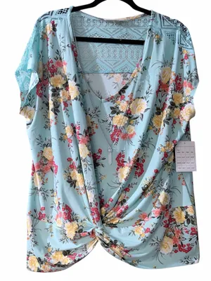 NWT Bobbie Brooks Floral Print Top w/ Bonus Necklace 2X thumbnail 1