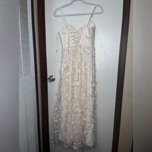 Thirty Thirty Elegant Cream Maxi Dress with Floral Accents thumbnail 4