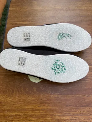TOMS Classic Canvas Slip-On Flats Women’s US 6 Black Casual Comfort Shoes thumbnail 6