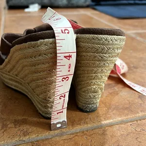 Ugg‎ Tawnie brown suede espadrille wedges size 9 thumbnail 3