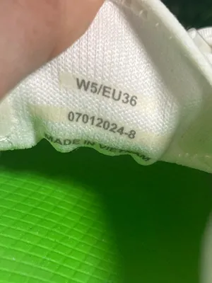 OOFOS Lightweight Comfort Shoes White Cream Women’s Size 5 thumbnail 8