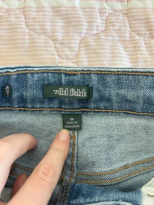 Target Jeans Ripped Mom thumbnail 3
