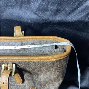 Michael Kors Jet Set Medium Monogram Pocket ToteBag Brown Coated Canvas thumbnail 5