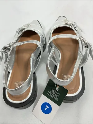 Womans NWT Wild Fable Peyton Slingback Slipon Flat Shoes Silver 7 thumbnail 3