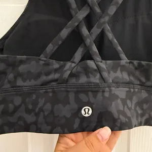 Lululemon Energy Bra High Neck Long Line *Medium Support B-D size 4 camo print thumbnail 5