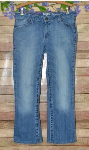 Wrangler Rock 47 Blue Jeans Low Rise Embroidered Western Size 34”x 27” Short thumbnail 1