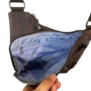 Baggallini Gray‎ Nylon Crossbody Zip Travel Purse Woman Cross Over Lightweight thumbnail 3