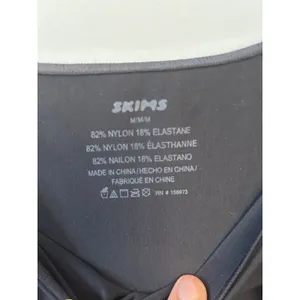 SKIMS Soft Smoothing Seamless Catsuit M NWOT ( SOLD OUT) thumbnail 6