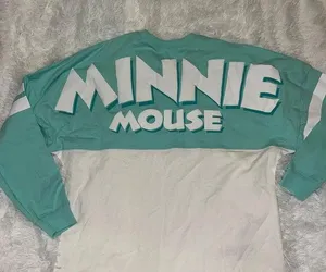 Disney Minnie Mouse Long Sleeve Spirit Jersey Style size Medium (8/10) Varsity thumbnail 1