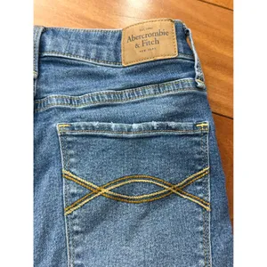Abercrombie & Fitch High Rise Shorts Womens Blue Denim Cutoff 25 0R thumbnail 3