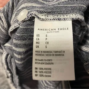 Women’s American Eagle Outfitters Navy Striped‎ Tie Front Shirt thumbnail 4