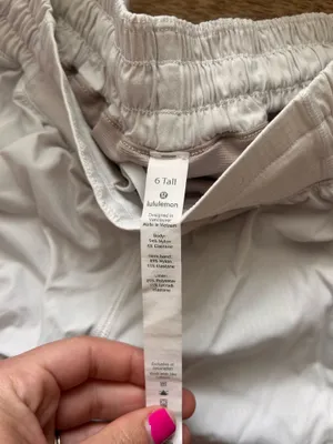 Lululemon Shorts thumbnail 6