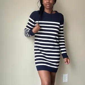 Gap Navy Blue and White Striped Mini Dress Size Small thumbnail 2