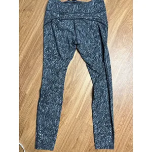 Nike Running‎ Dri-FIT Leggings women's Medium Black Grey Abstract Wave thumbnail 8
