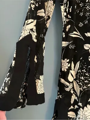 Zara black and white sheer floral quarter sleeve tunic blouse thumbnail 5