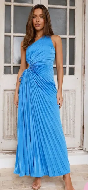 Hello Molly formal dress thumbnail 1