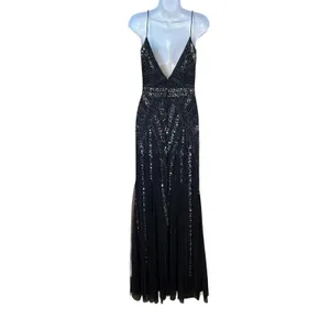 Marina V-Neck Beaded Navy Blue Formal Gown Size 6 Prom Hoco Ball Gala Retail$230 thumbnail 6