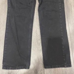 Womens Black Distressed Mom Jeans Size 2 thumbnail 3