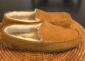 Lands End Womens Suede Moccasin Slippers‎ Tan Brown Faux Fur Lined Loafers thumbnail 1