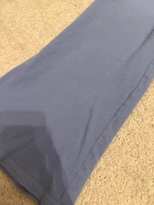 Old navy sweatpants  thumbnail 2