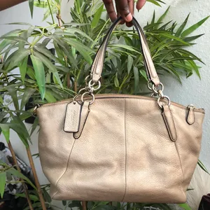 COACH KELSEY METALLIC GOLD PEBBLED LEATHER SHOULDER HAND BAG PURSE TOP HANDLE SATCHEL F36675 Approx 13” Wide x 10” Tall x 3.5” Deep Comes with dustbag thumbnail 4