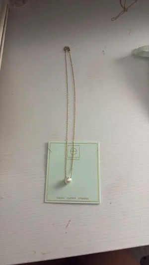 ENewton Necklace pearl thumbnail 2