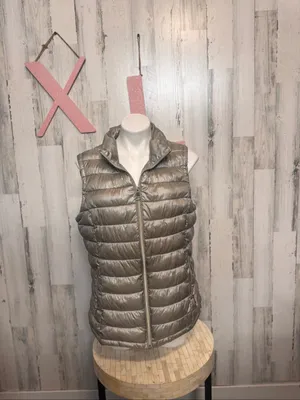 Calvin Klein Metallic Packable Puffer Vest Womens XL Champagne Taupe Quilted thumbnail 5