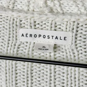 NWT Aeropostale Oversized Cable Knit Cropped V Neck Cardigan Sweater Cream XL thumbnail 8