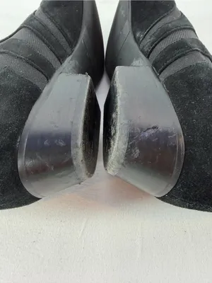 Neiman Marcus Point Toe Suede‎ Design Ankle Booties in Black Size 9 thumbnail 6