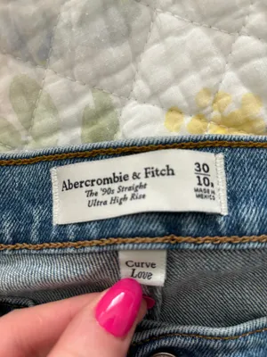 Abercrombie 90s Ultra High Rise Jeans thumbnail 5