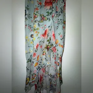 $395 Alice+Olivia Mabel Light Blue Floral Midi Dress 0 thumbnail 6