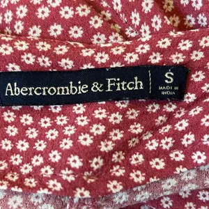 Abercrombie Red Floral Slip Dress, Size Small thumbnail 8