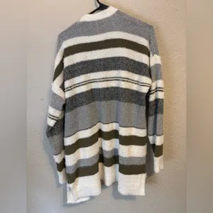 Pink Clover Cardigan thumbnail 3