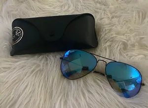 Ray-Ban Large Aviator Sunglasses thumbnail 1