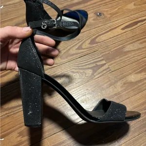 G by Guess Glittery Black Heels thumbnail 3