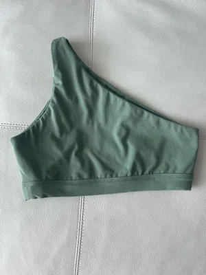 LUXFORM SET Active Meadow Green One-Shoulder Sports Bra thumbnail 2