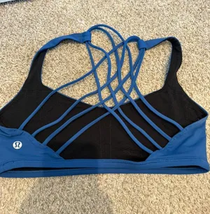Lululemon free to be bra East Coast thumbnail 4