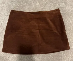 Skirt thumbnail 1