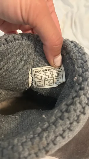 Uggs boots Gray Size youth 5 thumbnail 2