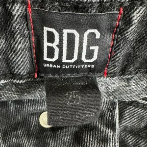 BDG Urban Outfitters Distressed Raw Hem Denim Shorts Washed Black Grunge Size 25 thumbnail 7