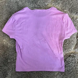 Aritzia Sunday Best Bliss Cropped T-shirt thumbnail 2