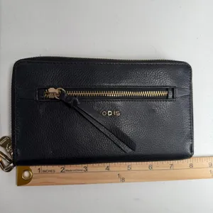 Lodis Ellie Single Zip Wristlet Black Pebbled Leather RFID Gold Hardware Wallet thumbnail 14