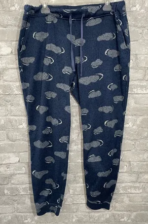 L.L.Bean women's print sweater jogger fleece pants featuring a cloud pattern thumbnail 1