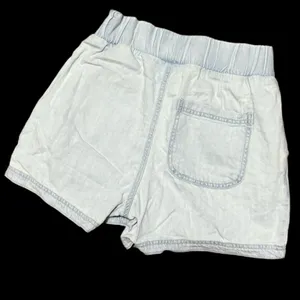 Topshop Light Wash Denim Pull On Elastic High Waist Retro Jort Shorts Size 4 thumbnail 4