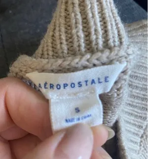 Aeropostale sweater  thumbnail 3