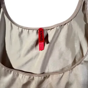 Spanx Shapewear Bodysuit Womens Large Beige Mid-Thigh Scoop Neck Firm‎ Control thumbnail 3